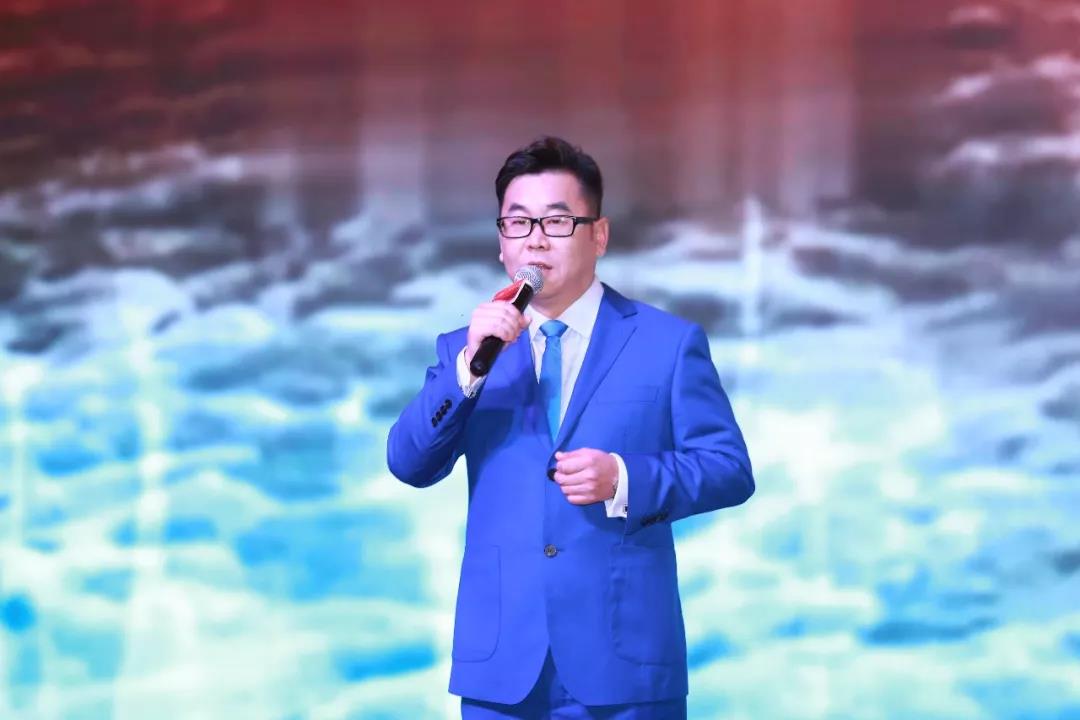 伟德体育 - 综合体育赛事平台|奥体中心相助同伴