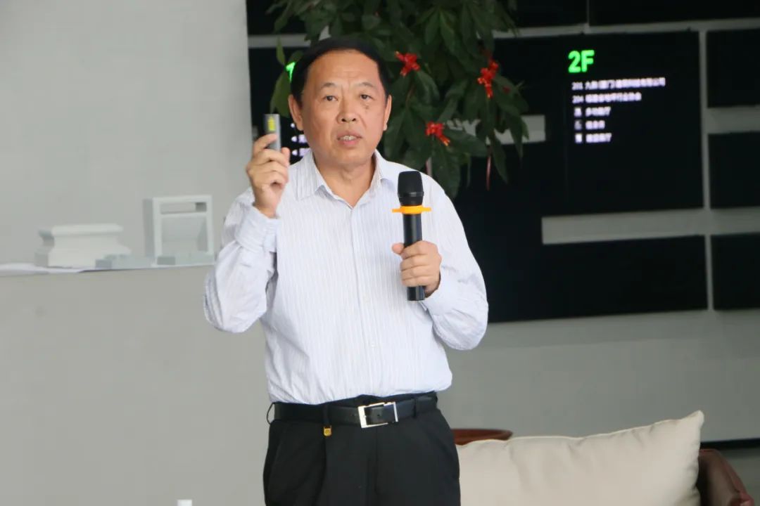 伟德体育 - 综合体育赛事平台|奥体中心相助同伴