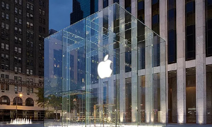 比买iphone手机更主要的，，，是逛苹果的地标