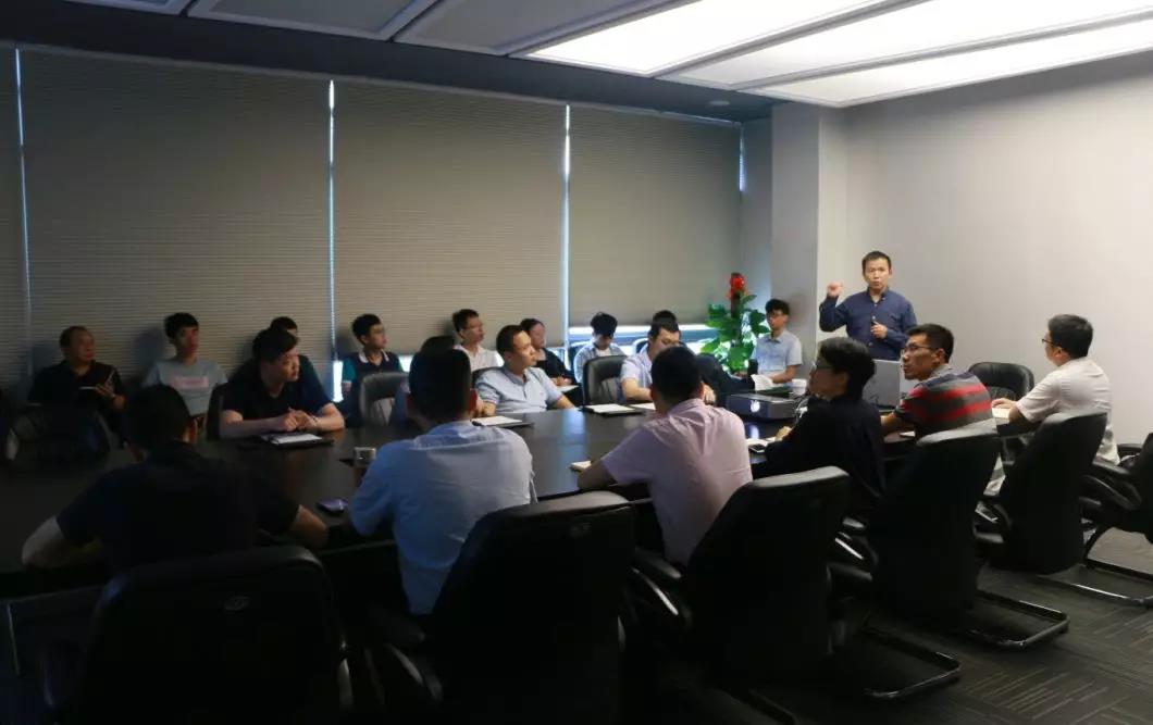 同济大学建设治理与房地产系主任王广斌教授莅临伟德体育指导、、、交流