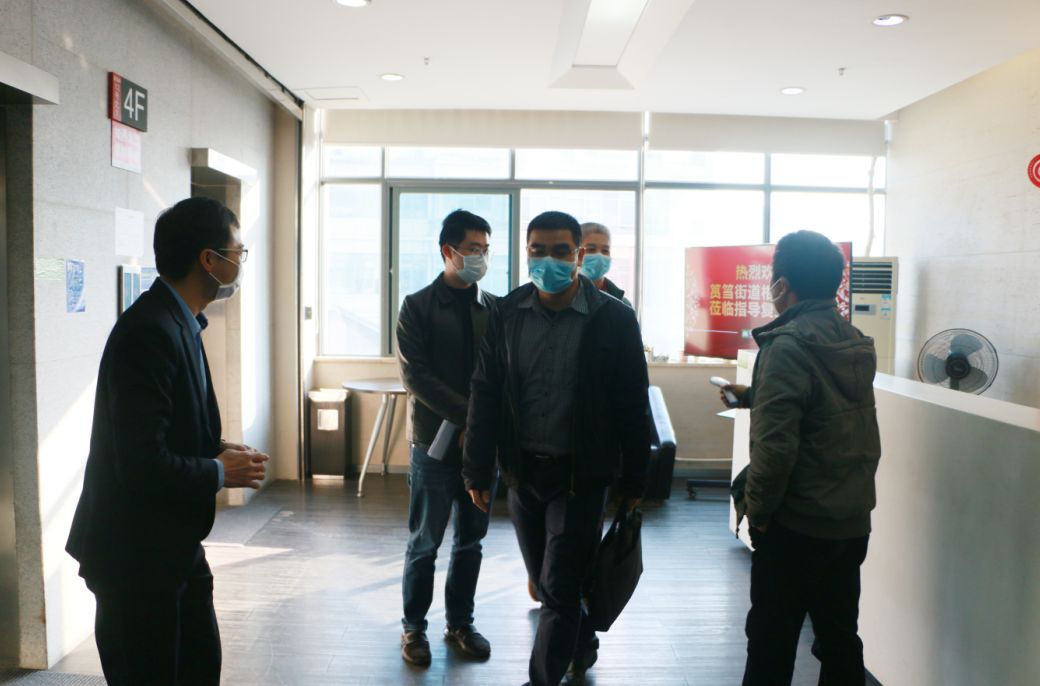 万众一心，，携手抗疫 | 筼筜街道主任苏克一行莅临伟德体育指导复工情形